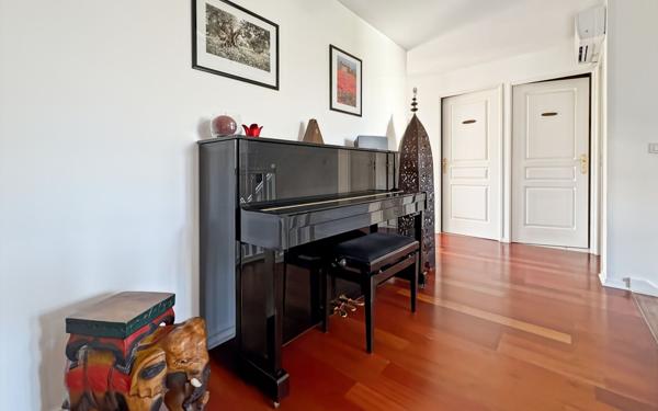 Maison à vendre    7 pièces • 227 m2 Draveil