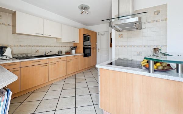 Maison à vendre    7 pièces • 227 m2 Draveil