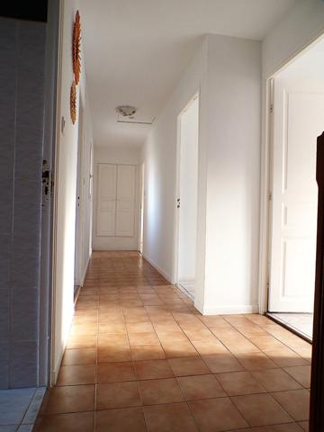 Grande Maison Familiale 138m² avec Jardin et Piscine à Fendeille