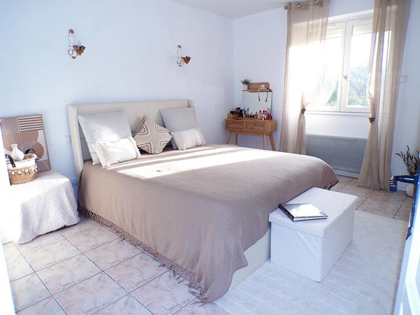 Grande Maison Familiale 138m² avec Jardin et Piscine à Fendeille