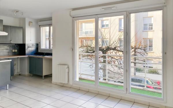 Appartement à vendre    2 pièces • 41,79 m2 Corbeil-Essonnes