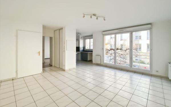 Appartement à vendre    2 pièces • 41,79 m2 Corbeil-Essonnes