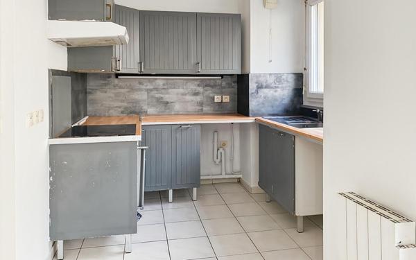 Appartement à vendre    2 pièces • 41,79 m2 Corbeil-Essonnes