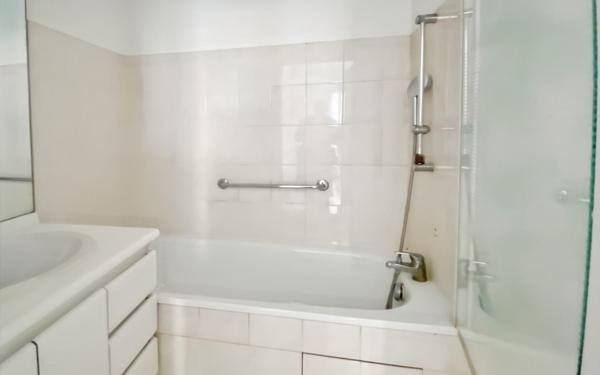 Appartement à vendre    2 pièces • 41,79 m2 Corbeil-Essonnes