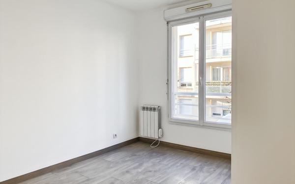 Appartement à vendre    2 pièces • 41,79 m2 Corbeil-Essonnes
