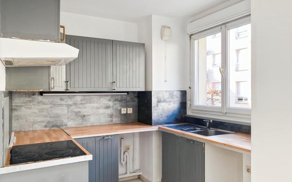 Appartement à vendre    2 pièces • 41,79 m2 Corbeil-Essonnes