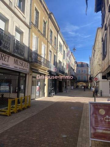 Immeuble à vendre 4 pièces de 270 m²