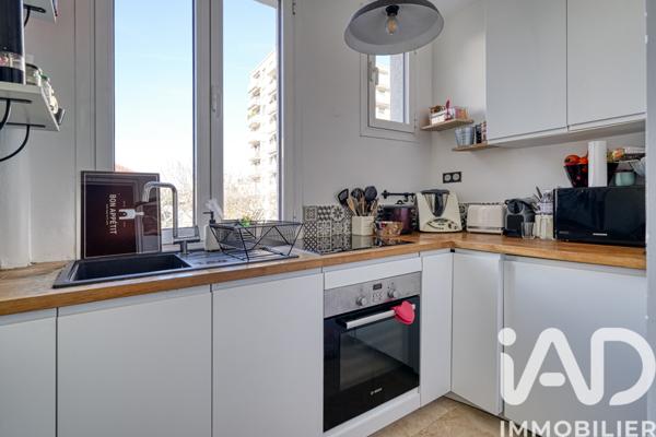 Appartement à vendre 3 pièces 56 m² Courbevoie