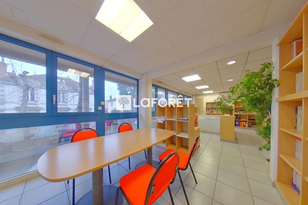 Achat bureau Bourg-en-Bresse - 7 pièce(s) - 283 m² - 298 000 €