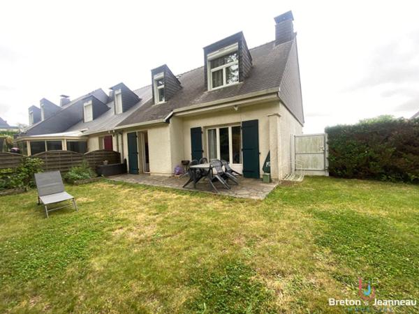 Maison 94 m² à Fougères avec jardin et garage