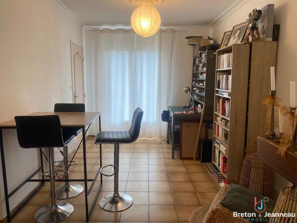 Maison 94 m² à Fougères avec jardin et garage