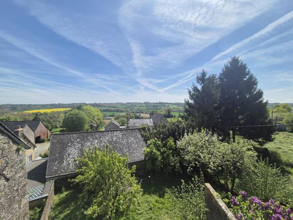 Jolie maison de bourg secteur Bais