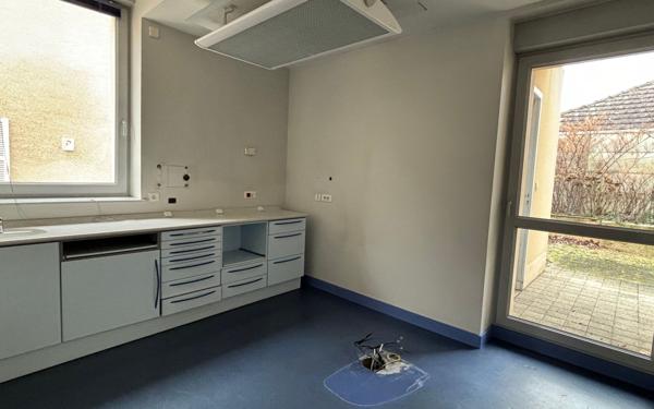 Maison à vendre    6 pièces • 180 m2 Chaussin