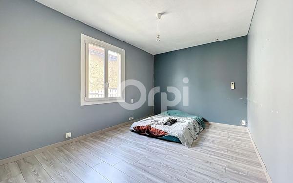 Maison à vendre    3 pièces •  Bray-sur-Seine