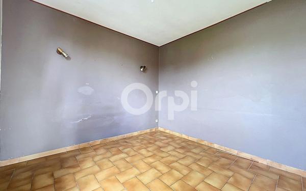 Maison à vendre    3 pièces •  Bray-sur-Seine