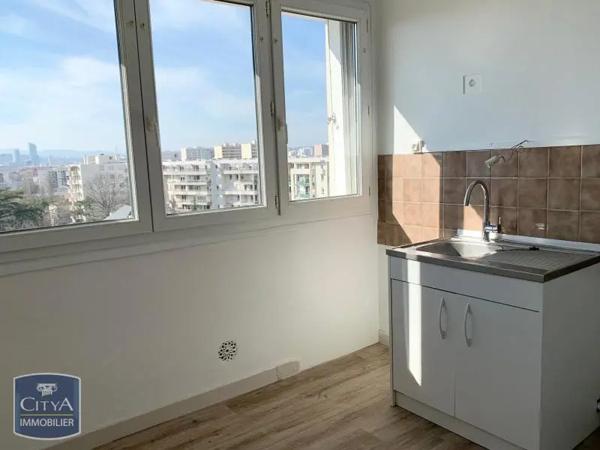 Appartement à louer 2 pièces 56.88m² Villeurbanne (69100)