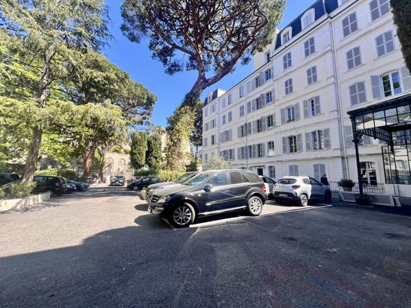 Cannes (06400) CANNES PALAIS BAS CROIX DES GARDES 3 PIÉCES RÉNOVÉ CALME, PARKING, PLAGE