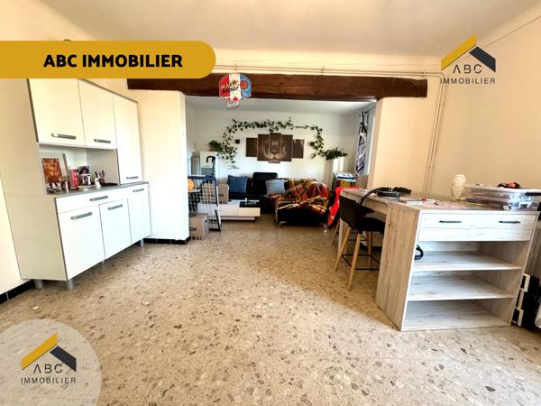 Orange (84100) Appartement avec grand jardin et place de parking privative