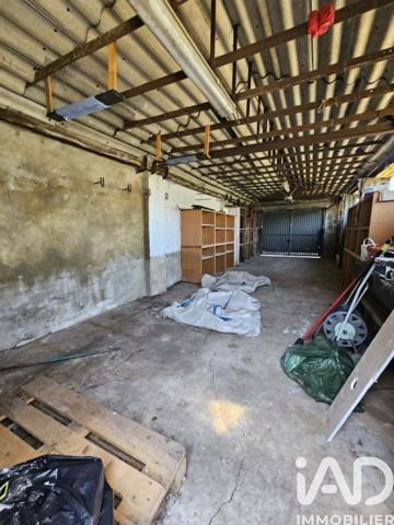 Immeuble à vendre 212 m² Merville