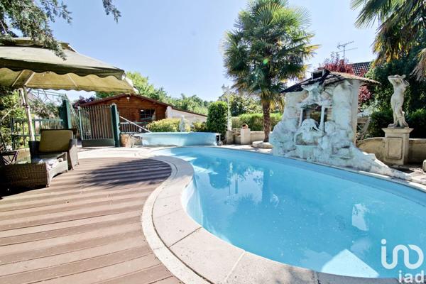 Maison à vendre 11 pièces 191 m² Saint-Germain-lès-Arpajon