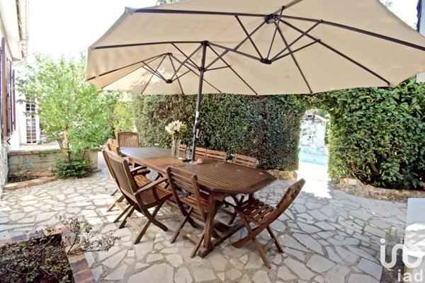 Maison à vendre 11 pièces 191 m² Saint-Germain-lès-Arpajon