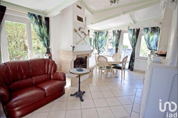 Maison à vendre 11 pièces 191 m² Saint-Germain-lès-Arpajon