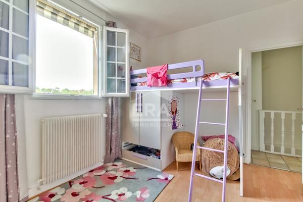 Maison familiale 4 chambres - Terrasse de plain-pied, jardin intime - A 5 min commerces et ligne N