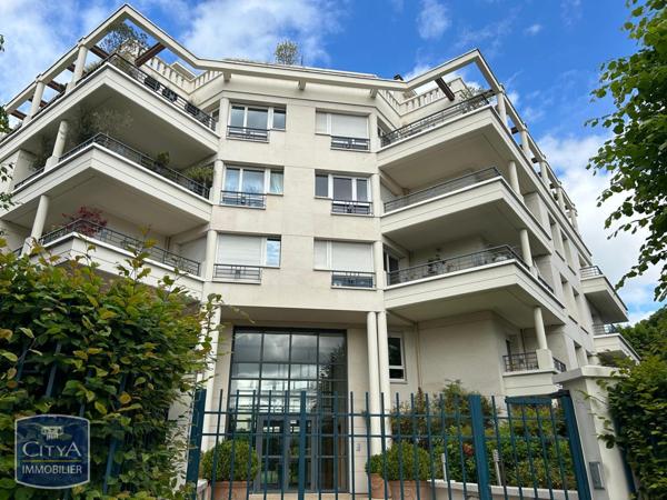 Appartement à louer 4 pièces 92.8m²