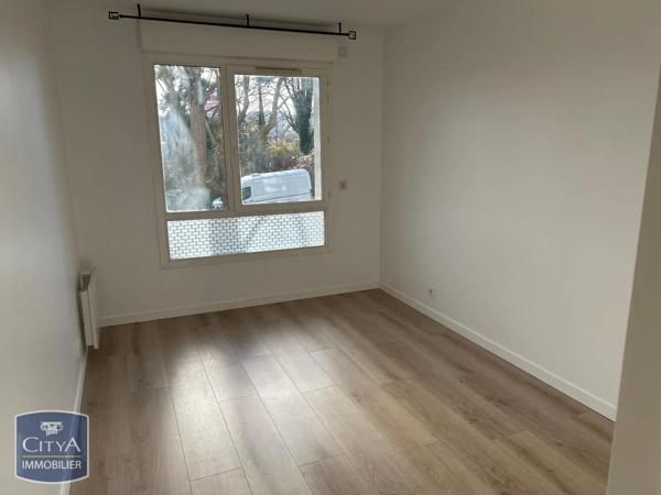 Appartement à louer 4 pièces 92.8m²