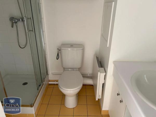 Appartement à louer 4 pièces 92.8m²