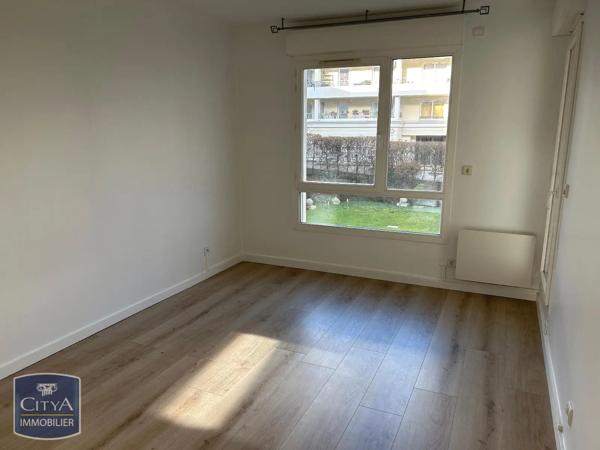 Appartement à louer 4 pièces 92.8m²