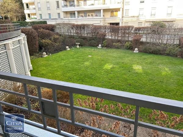 Appartement à louer 4 pièces 92.8m²