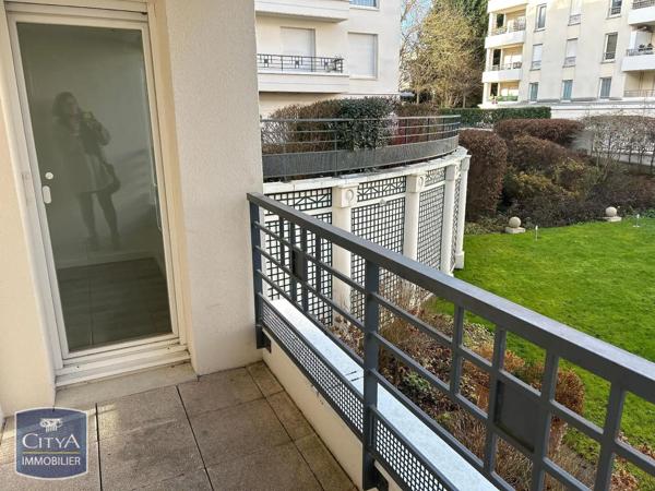 Appartement à louer 4 pièces 92.8m²