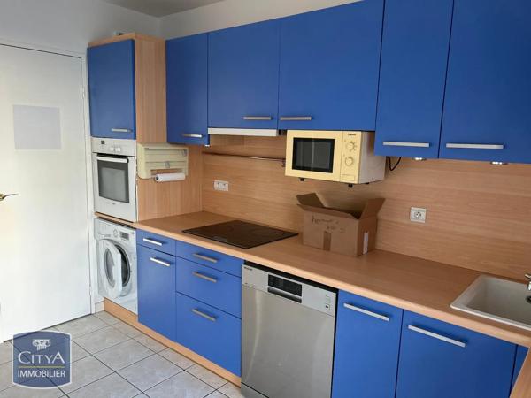 Appartement à louer 4 pièces 92.8m²