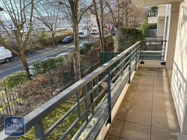 Appartement à louer 4 pièces 92.8m²