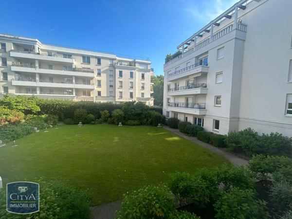 Appartement à louer 4 pièces 92.8m²