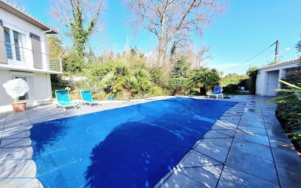 Maison à vendre    6 pièces • 175 m2 Royan