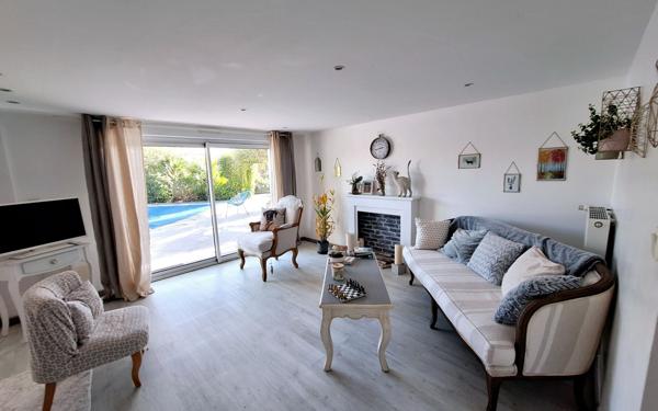 Maison à vendre    6 pièces • 175 m2 Royan