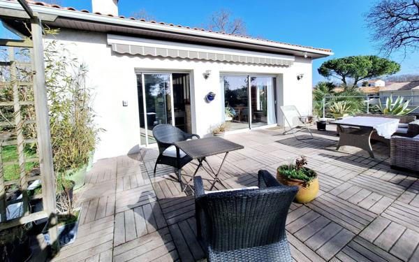 Maison à vendre    6 pièces • 175 m2 Royan