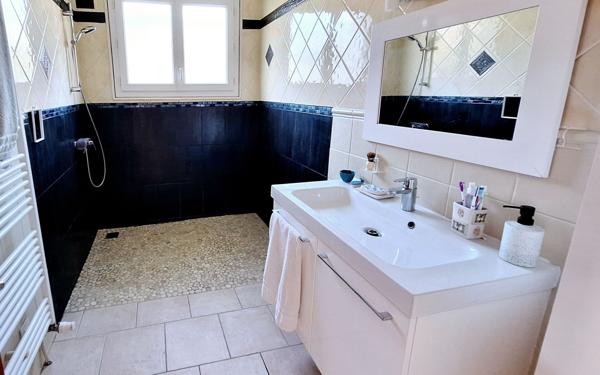 Maison à vendre    6 pièces • 175 m2 Royan