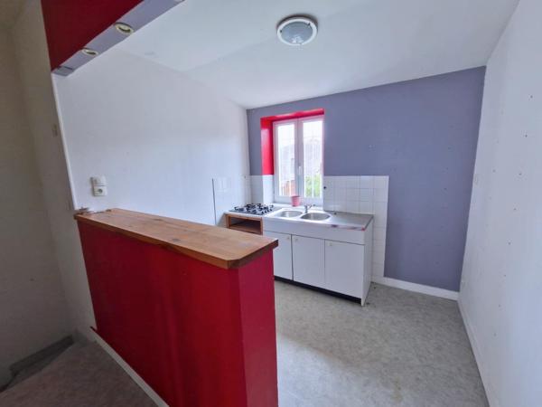 ideal investisseur , commerçant, immeuble R+1,maison,appartement