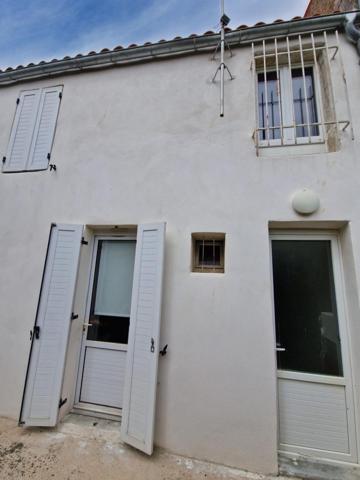 ideal investisseur , commerçant, immeuble R+1,maison,appartement