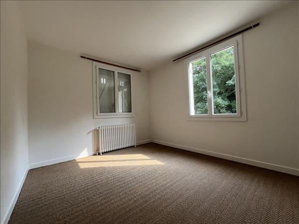 Maison à louer |  LE TAILLAN MEDOC |  5 pièces | 143 m²