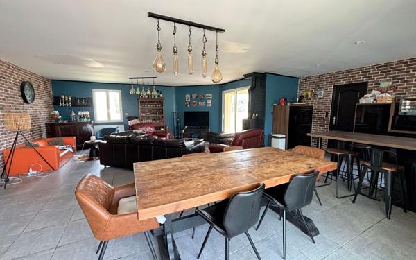 Maison à vendre    4 pièces •  Saint-Augustin