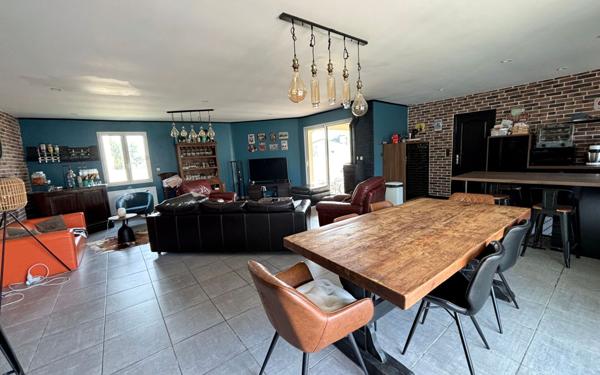 Maison à vendre    4 pièces •  Saint-Augustin