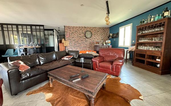 Maison à vendre    4 pièces •  Saint-Augustin