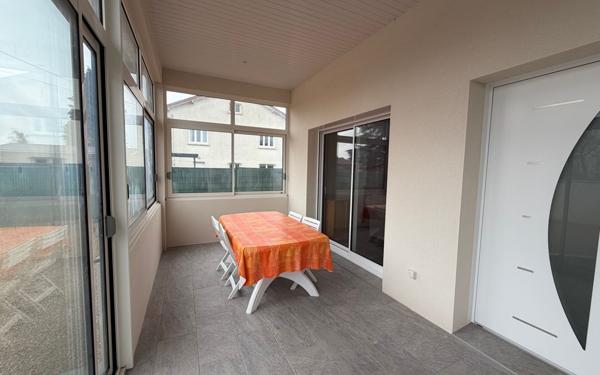 Maison à vendre    6 pièces •  Saint-Junien