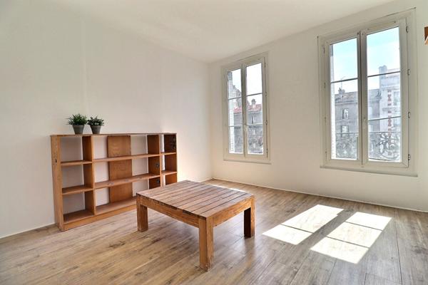 Appartement Aubervilliers 2 pièce(s) 33.85 m2