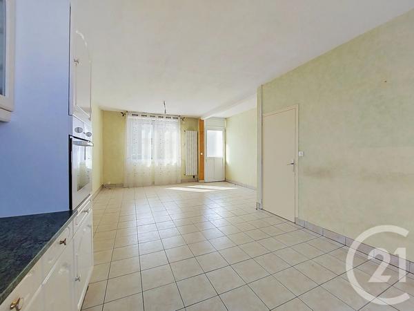Maison à vendre  4 pièces - 88 m 2   CHOLET  - 49