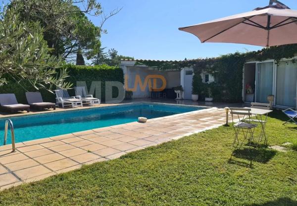 Maison 3 chambres - dépendance - piscine - pool house - 2 garages